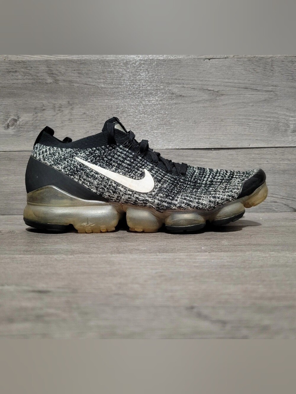 Size 11 - Mens Nike Air VaporMax Flyknit 3 Oreo AJ6900-002
